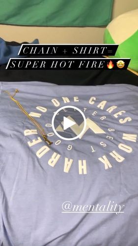 Customer video review of FREE # Pendant - Random Color Blk/Gld/Silv [1 per customer, pay shipping.]