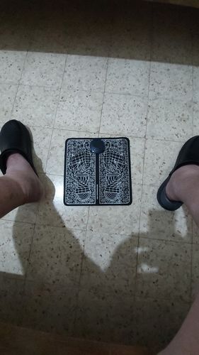 Customer photo review of Nulifely® EMS Foot Massager+
