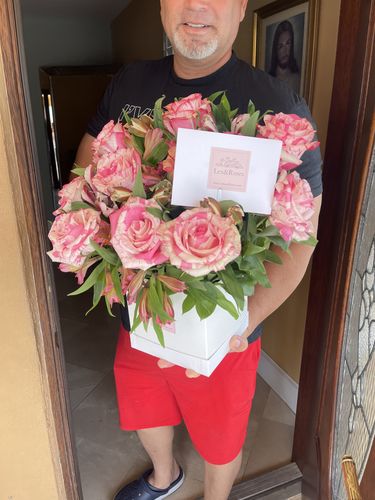Customer photo review of Lexi Box - Pink - Mother's Day