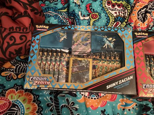 Customer photo review of Pokemon TCG: Crown Zenith - Premium Figure Collection Bundle (Presale)