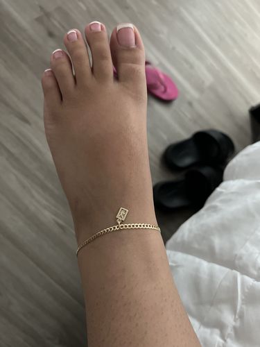 Customer photo review of *NEW* 14K ✨SOLID Cuban Curb Ankle Bracelet (3.2MM) JTJ™