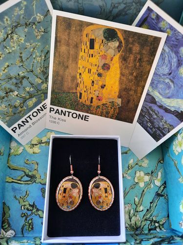 Customer photo review of Gustav Klimt The Kiss Tasarım Küpe