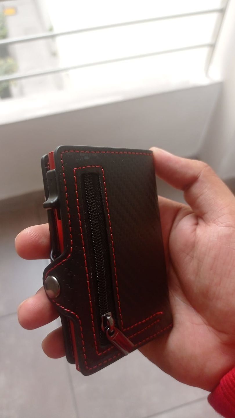 Customer photo review of E - CARBON FIBER RED