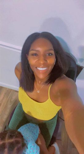 Customer photo review of 4C Edges | Luvwin 180% Density Deep Side Parted Undetectable Lace Glueless Kinky Straight Bob Wig