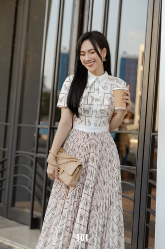 Customer photo review of kaytlyn Dress