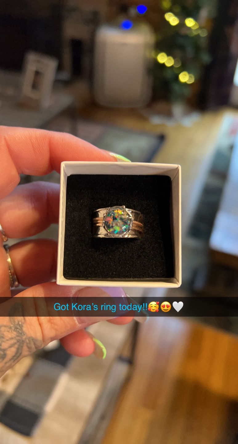 Customer photo review of Two Tone Spin Ring