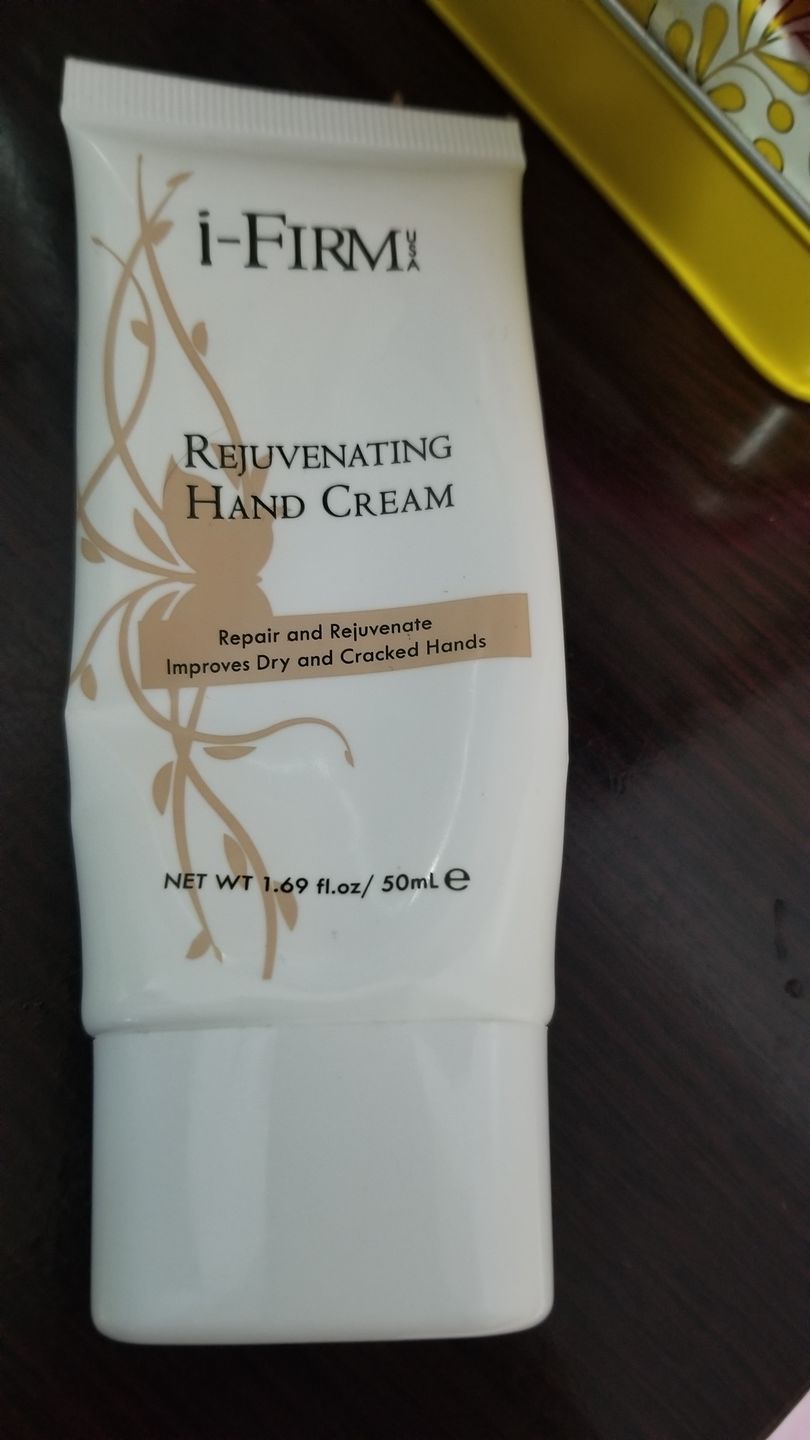 Customer photo review of i-FIRM Rejuvenating Hand Cream