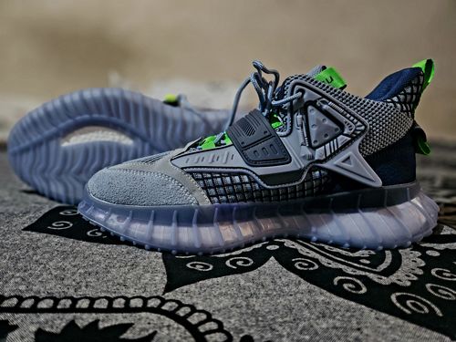 Customer photo review of Gladiator Sky Sneaker