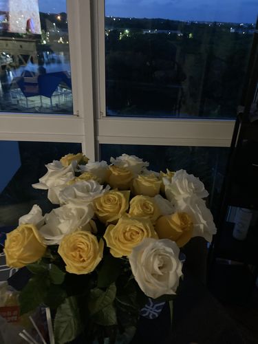 Customer photo review of White and Yellow Rose Bouquet