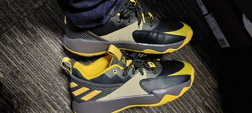 Customer photo review of adidas Men's Extply 2.0 Basketball Shoes