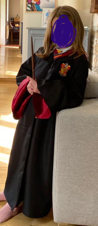 Customer photo review of Harry Potter Hermione Granger Cosplay Costume Version D'enfant Gryffindor Uniforme Fille