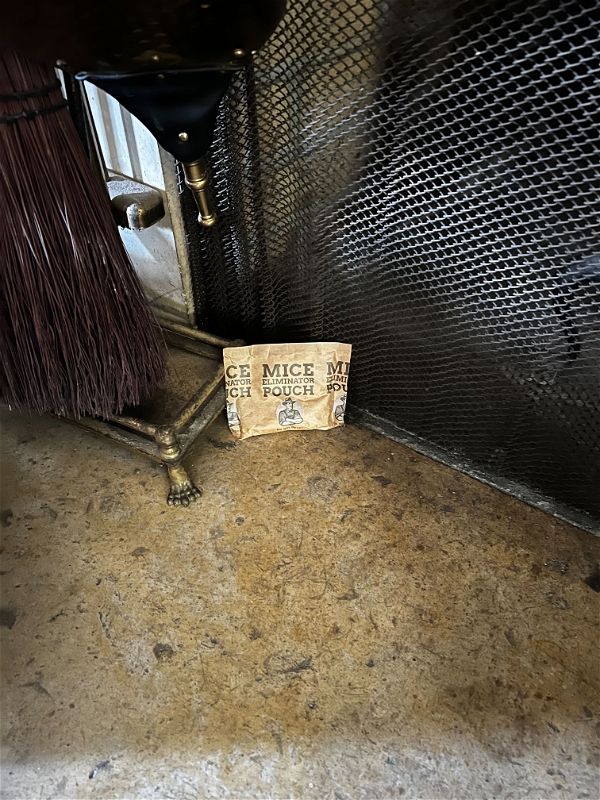 Customer photo review of Mice Eliminator Pouches
