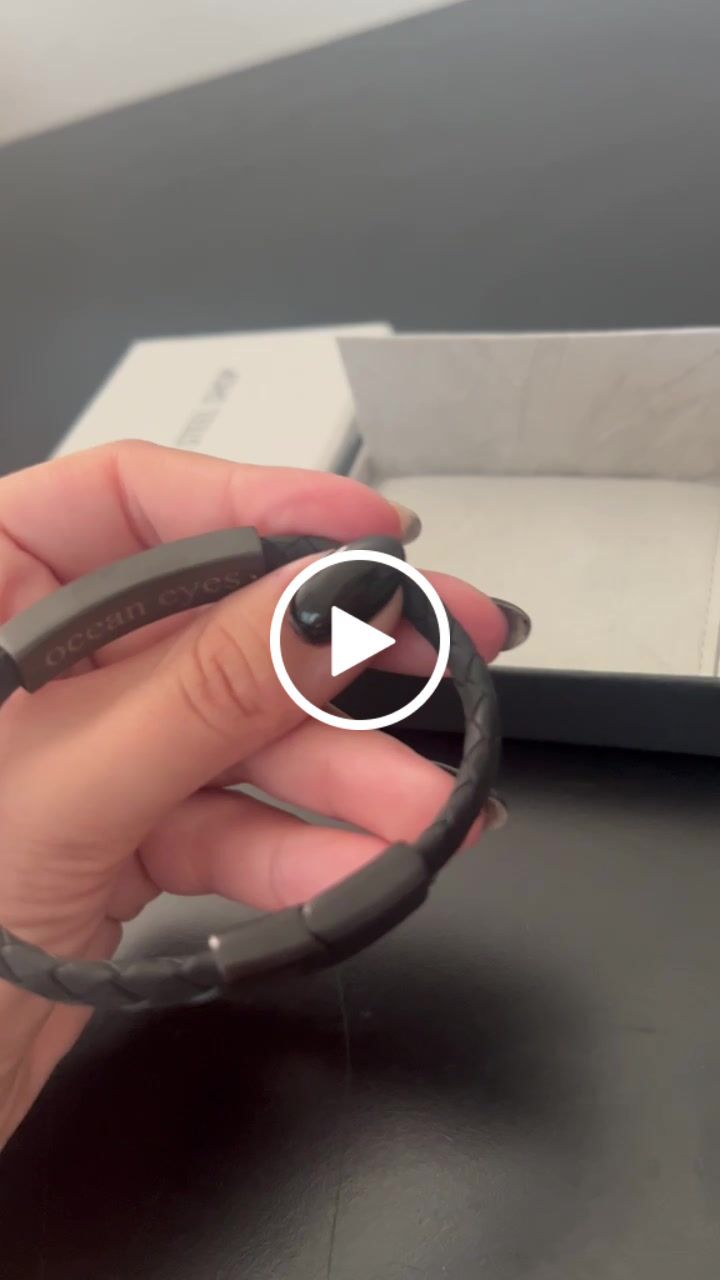 Customer video review of 8mm Flat Leather ID Bracelet