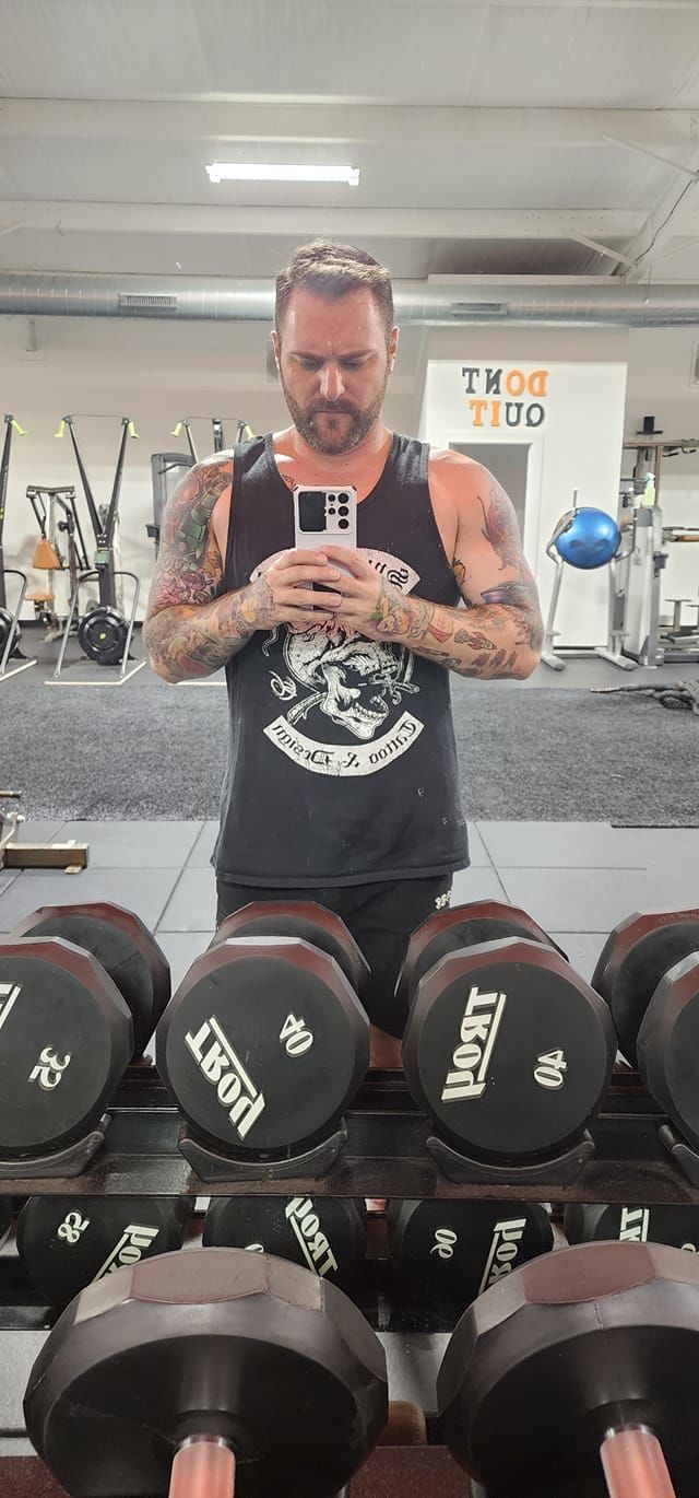 Customer photo review of Thunderstruck
