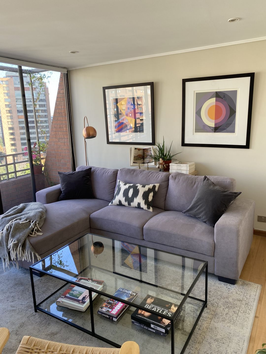 Customer photo review of Mesa de centro Rectangular 120 NEGRA dos niveles GLASS