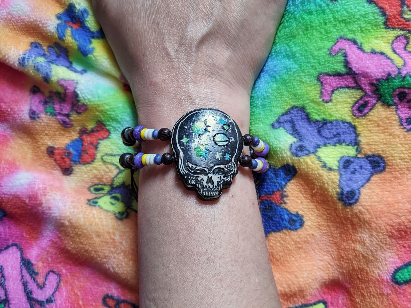 Customer photo review of Grateful Dead Cosmic Stealie Bone Bead Bracelet