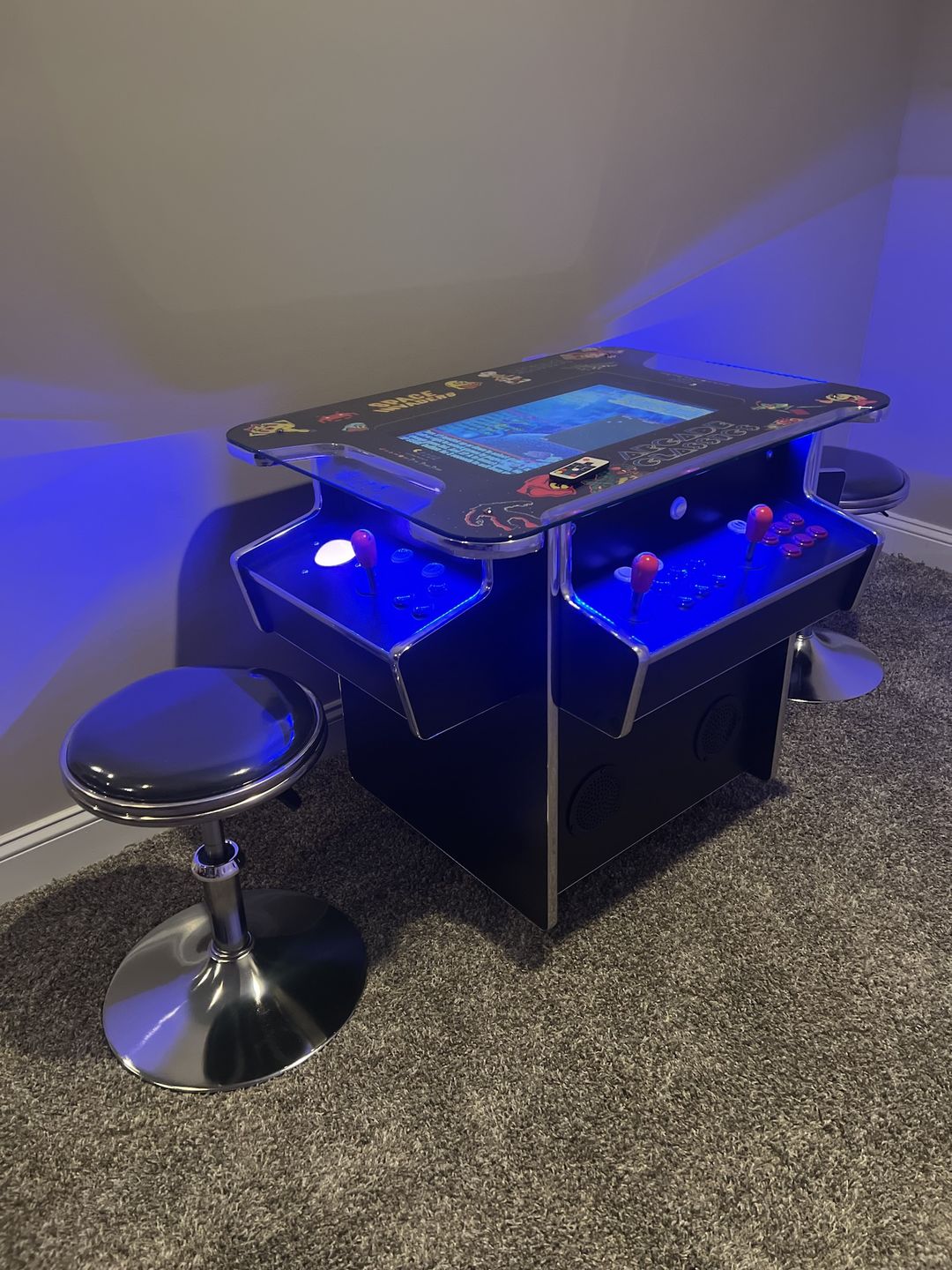 Customer photo review of TRACKBALL Cocktail Arcade Machine 3515 Multi cade Retro 3500 games Cabinet