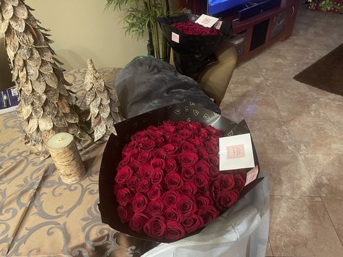 Customer photo review of Red Rose Bouquet