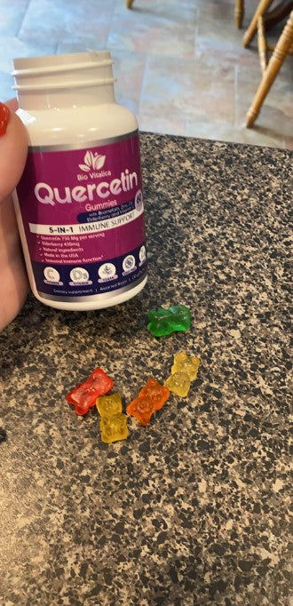 Customer photo review of Quercetin Gummies