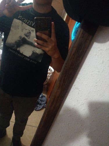 Customer photo review of Playera Joy Division