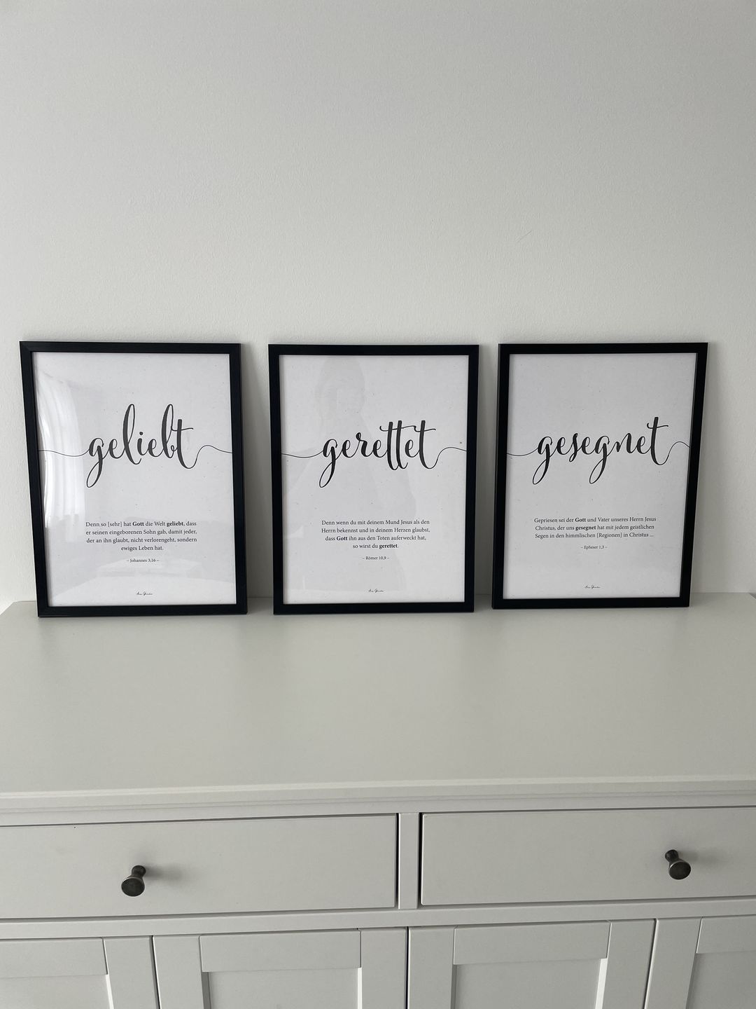 Customer photo review of Poster "geliebt gerettet gesegnet" · 3er Set · Bibelverse