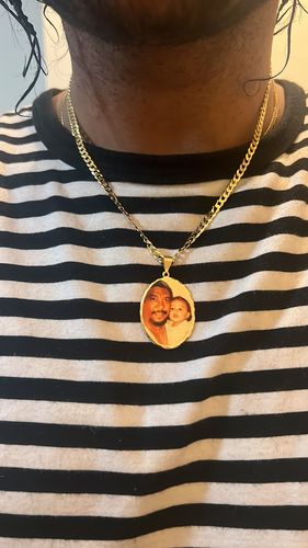 Customer photo review of Diamond Cut Oval Shape Photo Necklace