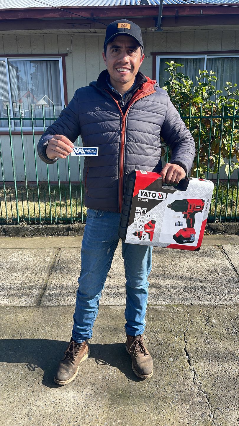 Customer photo review of Llave de Impacto Inalámbrica 700Nm - 18V 1/2"