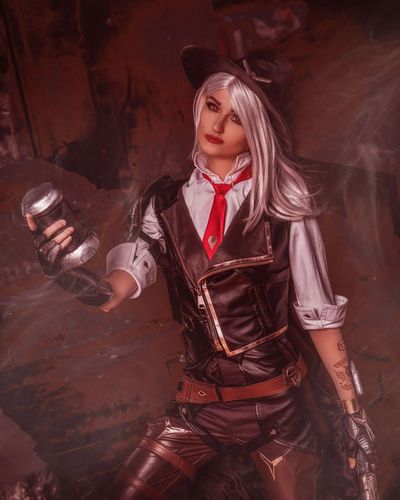 Customer photo review of Overwatch Ashe Cosplay Kostüm Helden Ashe Kostüm