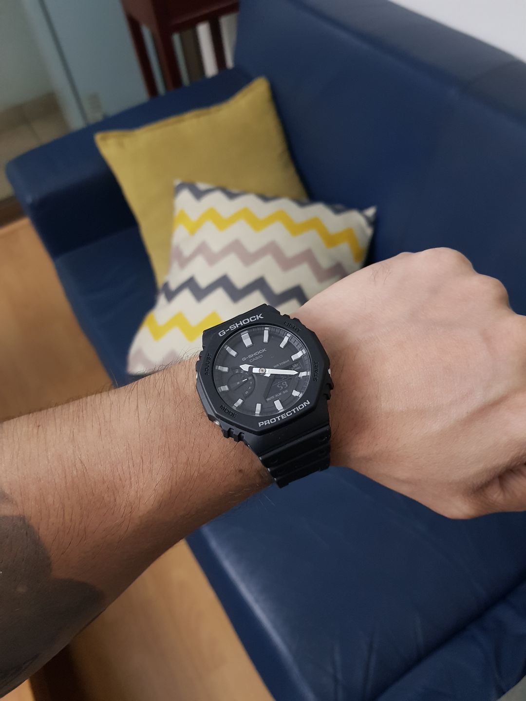 Customer photo review of Reloj Casio G-Shock Royal Oak "Casioak" GA-2100-1ADR Carbon Core Negro