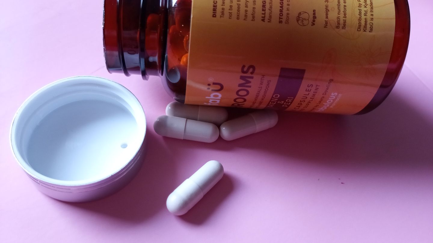 Customer photo review of fabÜ SHROOMS Meno & Peri 60 Capsules