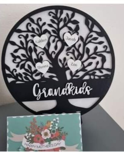 Customer photo review of Personalised Family Tree