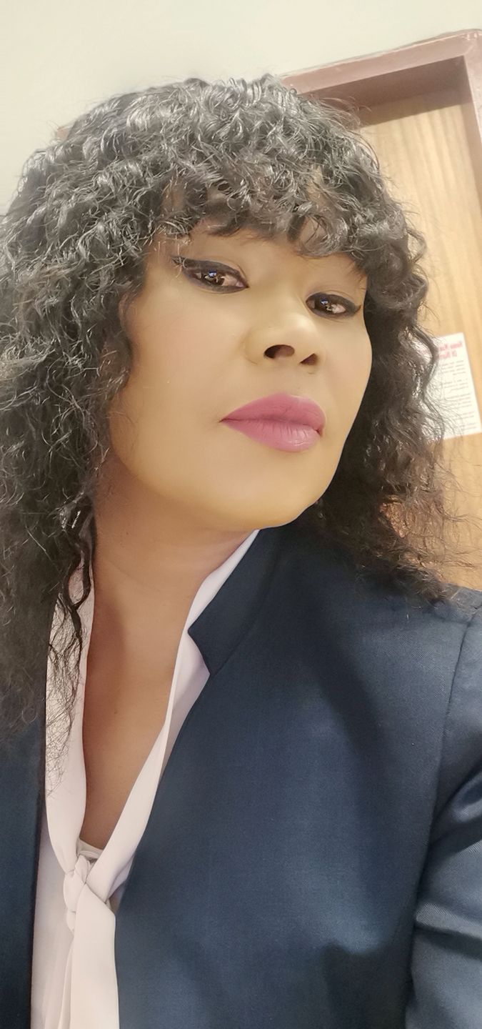 Customer photo review of Brandy Water Wave Fringe 10"