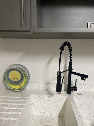 Customer photo review of Grifo para Fregadero de Cocina Monomando con Rociador Extraible Color Negro Mate