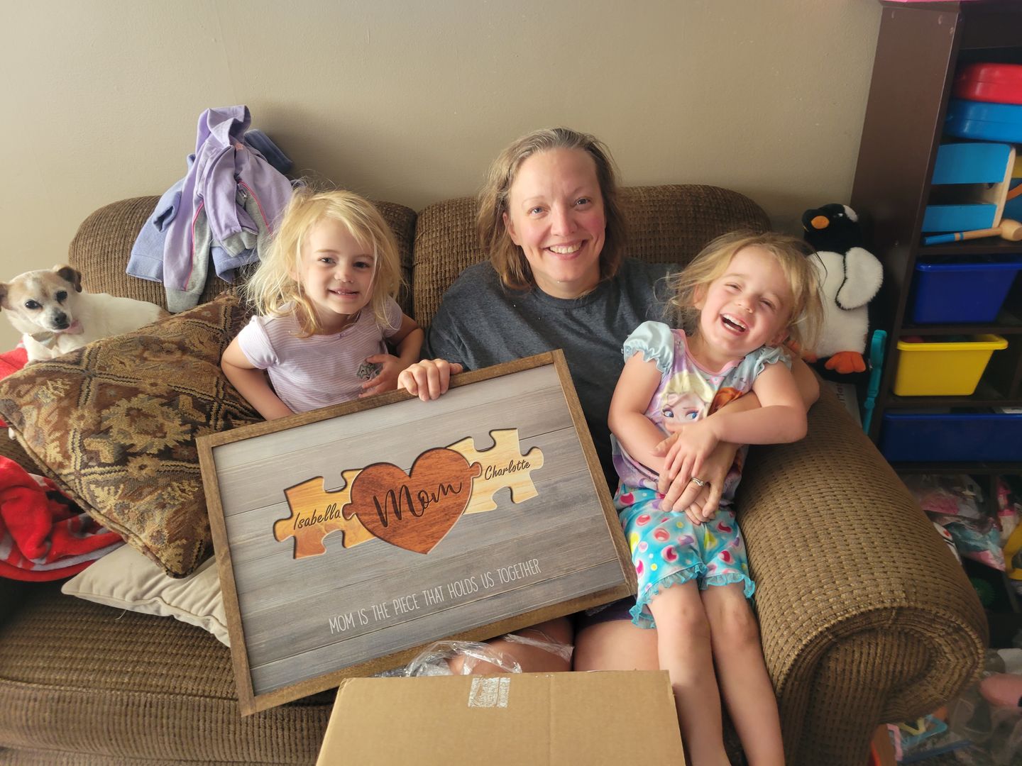 Customer photo review of Mom Is The Piece That Holds Us Together Wood Sign