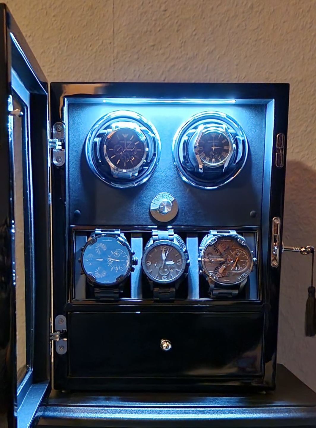 Customer photo review of Compact Design Watch Winder with Storage Organizer Case Quiet Mabuchi Motor
