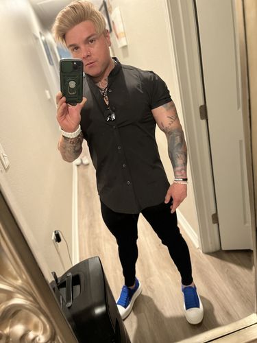 Customer photo review of Black Non-Ripped Jeans