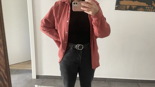 Customer photo review of Midi Waffle Bluse - Korallrot