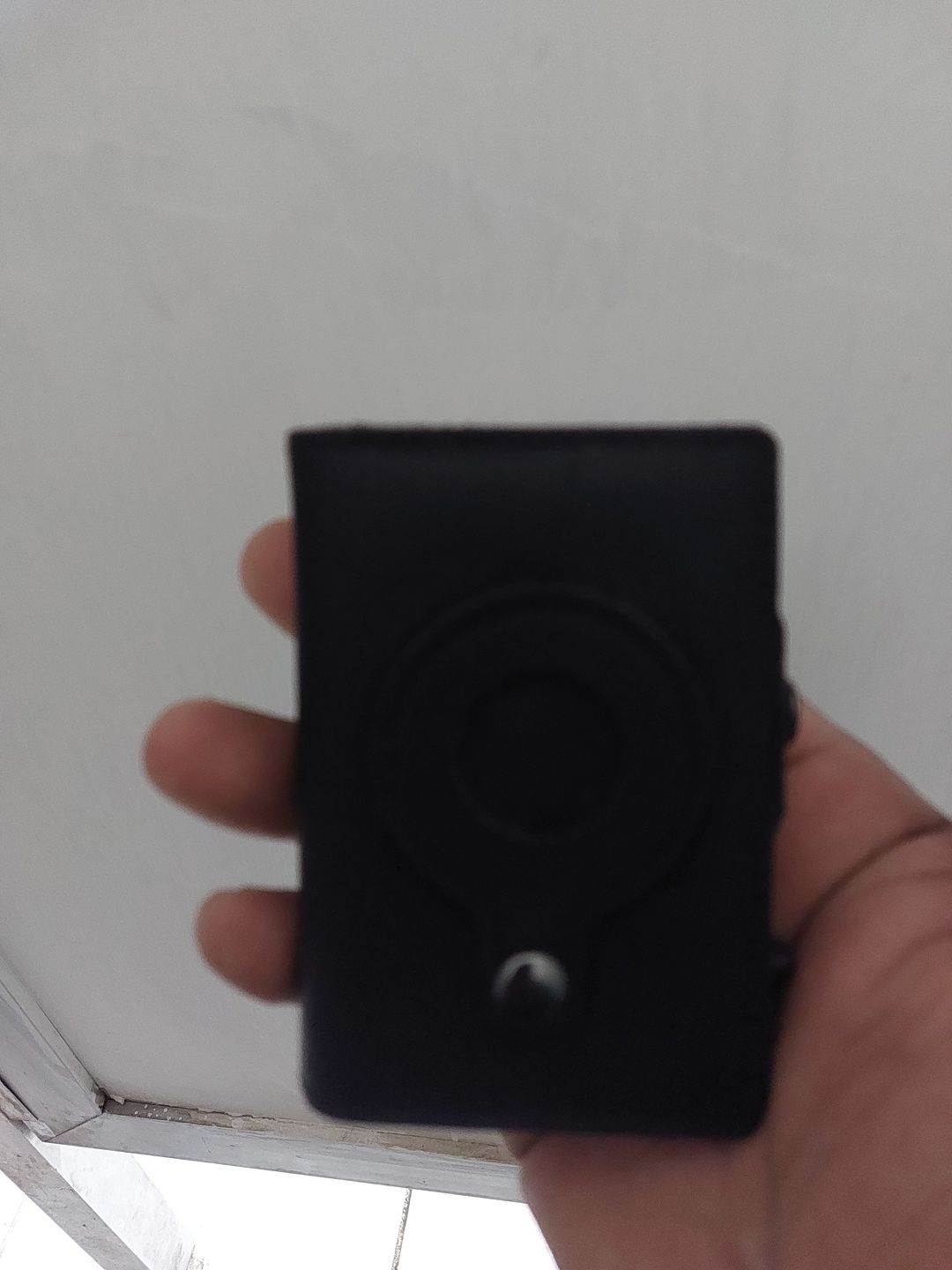 Customer photo review of Full Black Airtag
