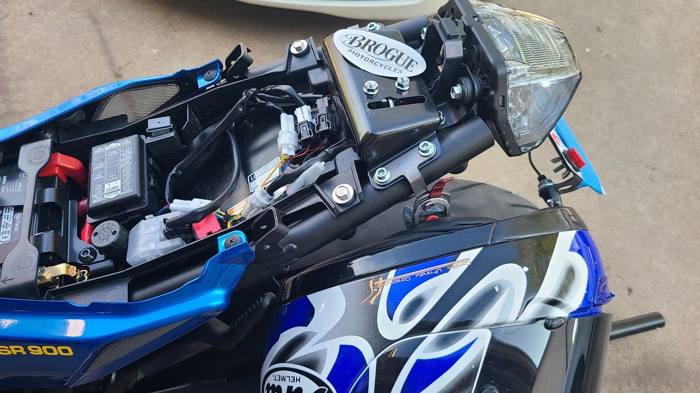 Customer photo review of XSR900 Helmet Hook (lock) 2022+