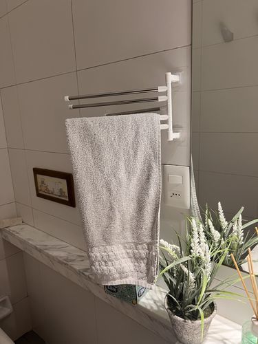Customer photo review of Soporte para Toallas Giratorio de 5 Brazos para Baño
