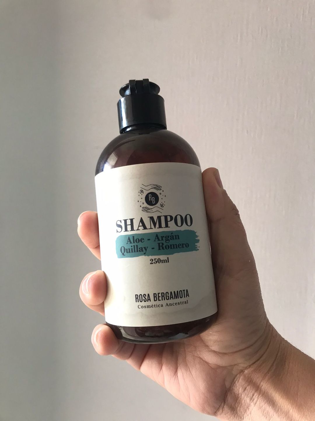 Customer photo review of Shampoo Anticaída 250ml