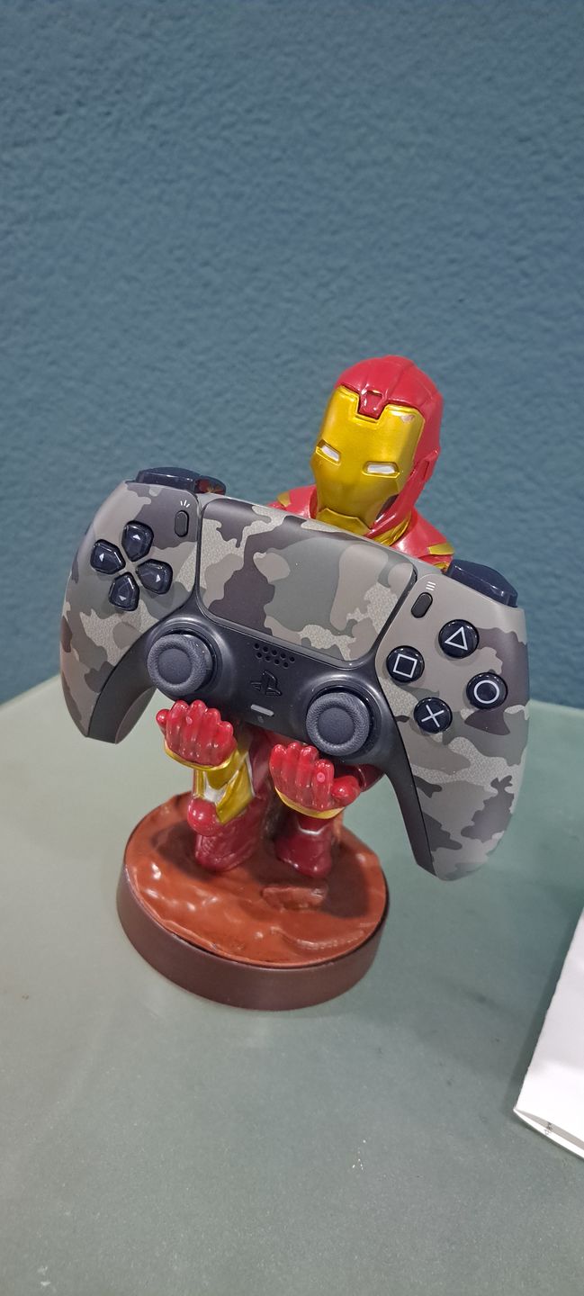 Customer photo review of PlayStation 5 (PS5) DualSense Wireless Controller - Grey Camouflage