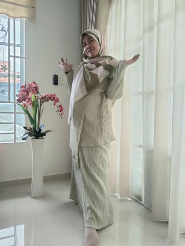 Customer photo review of Kurung Mazna