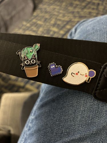 Customer photo review of Ghost ARMY Pin