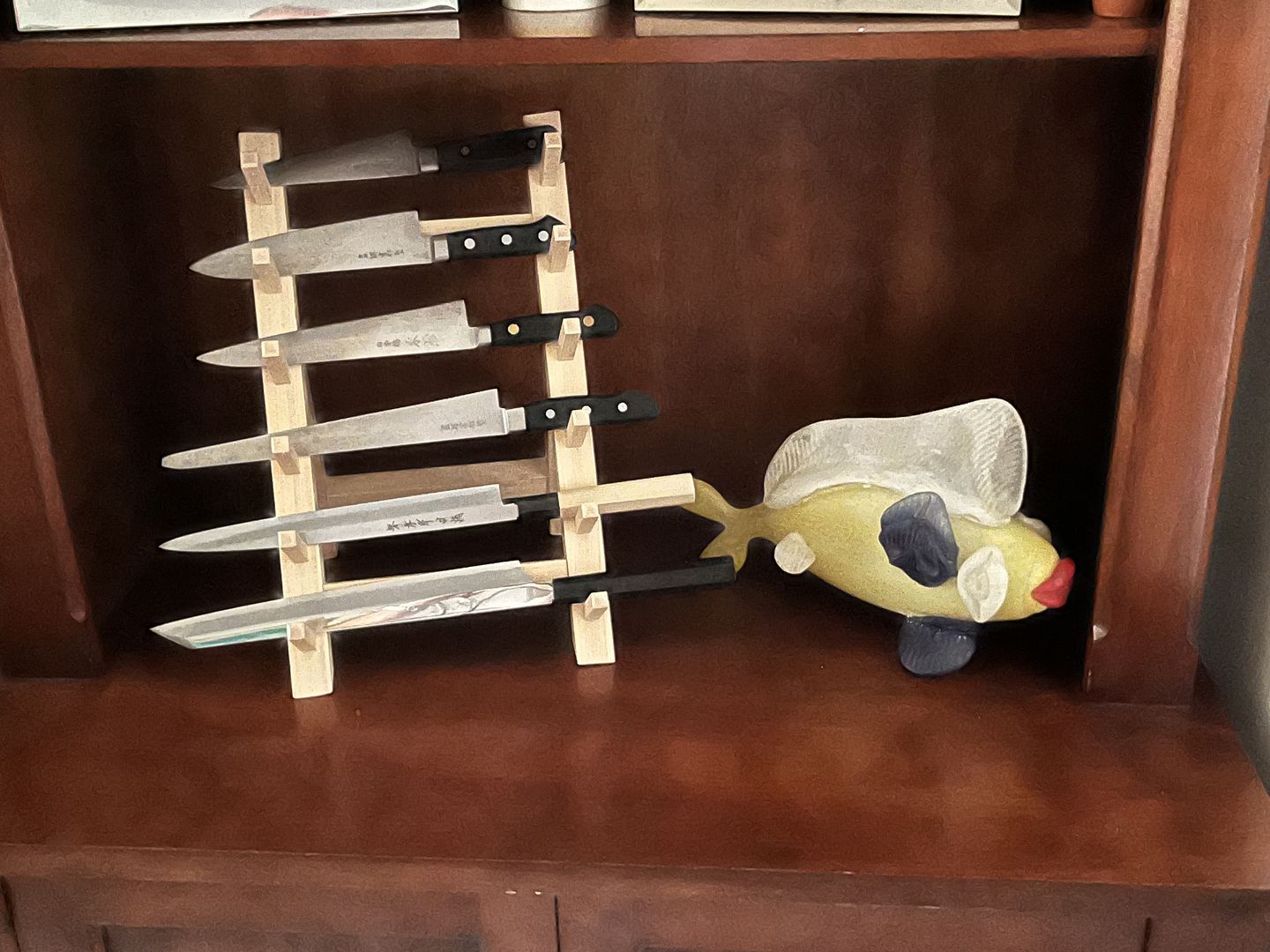 Customer photo review of Wooden Six Piece Knife Stand