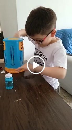 Customer photo review of Burbujero Bazooka con 69  Disparadores y Luces Led