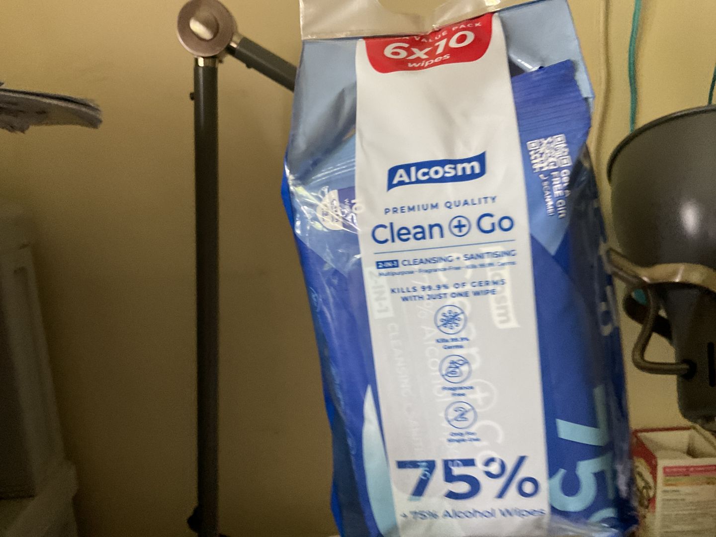 Customer photo review of Alcosm™ 75% Classic Alcohol Wipes - 10 Wipes ( 10s' x 6 Packs )