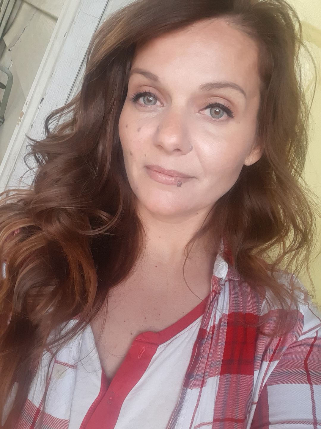 Customer photo review of DNA Taylor Blue Gray Prescription Coloured Contact Lenses