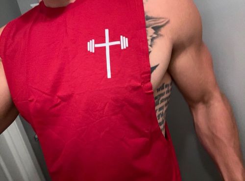 Customer photo review of Premium Cut Off - Maroon