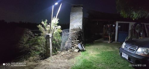 Customer photo review of Foco Solar de 6 Luces Ip65 de 60w Milhome